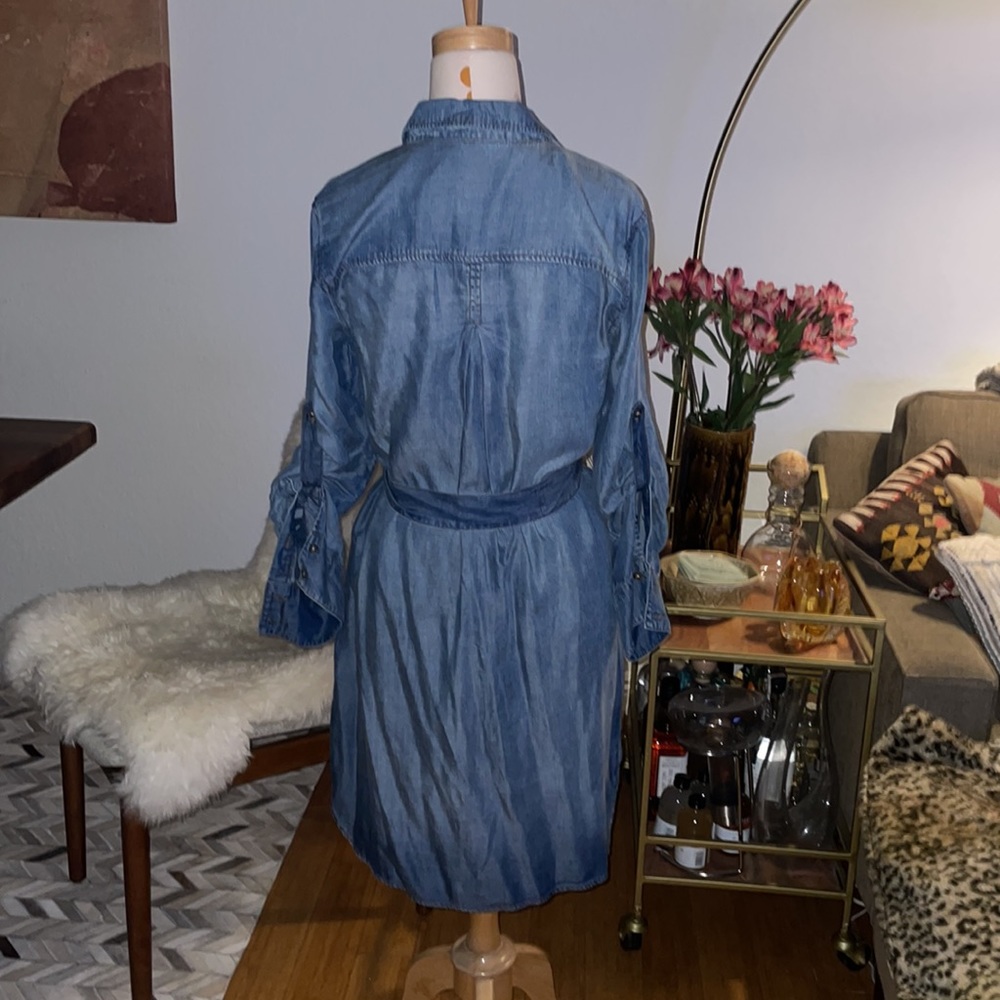 Cloth and Stone chambray denim dress - Picture 2 of 5
